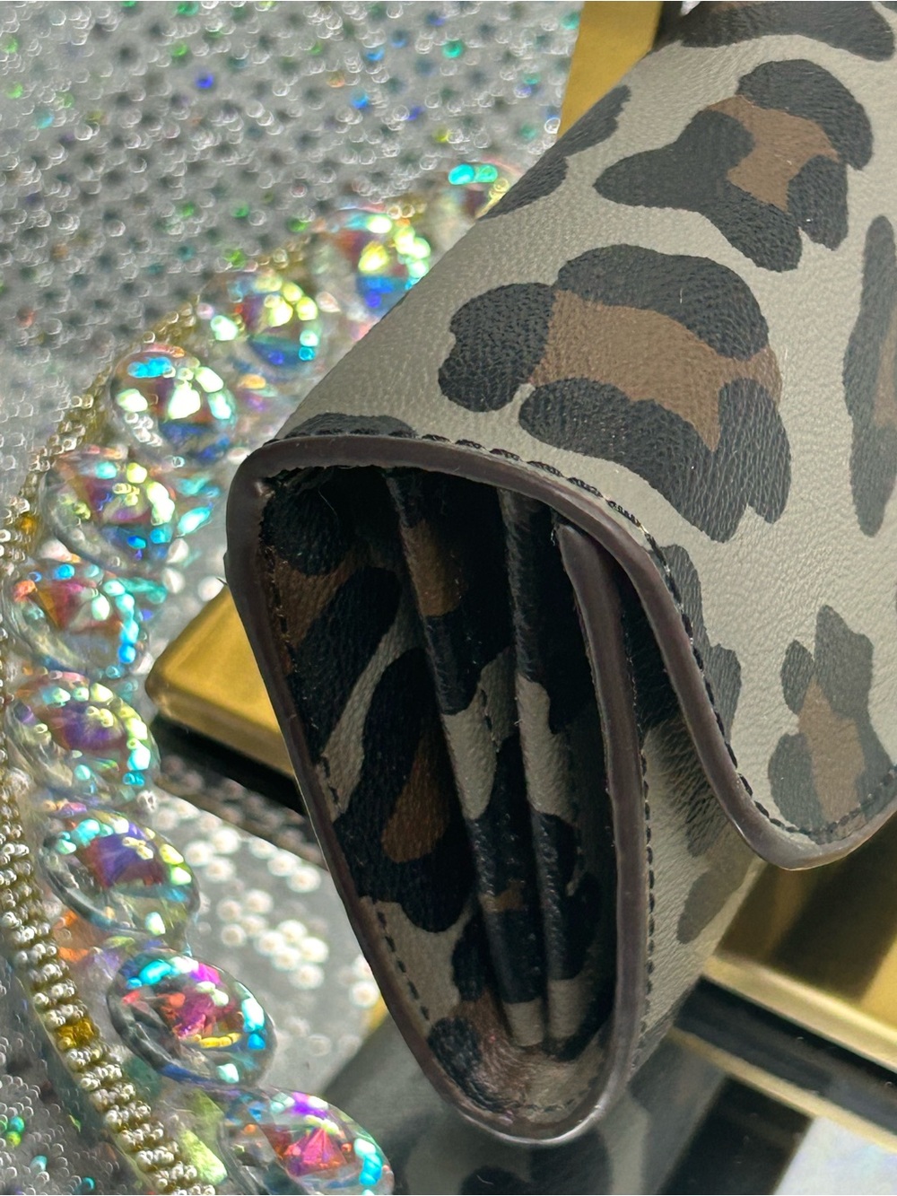 Coach Leopard Print Continental Wallet - Brown/Black/Gray Approx. 8 x - Picture 5 of 16